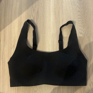 Black Seamless Scoop Neck Bralette